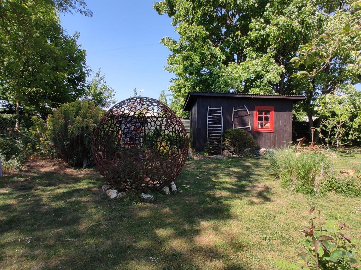 Vila Au Jardin De La Marquetterie Cigogne Exteriér fotografie
