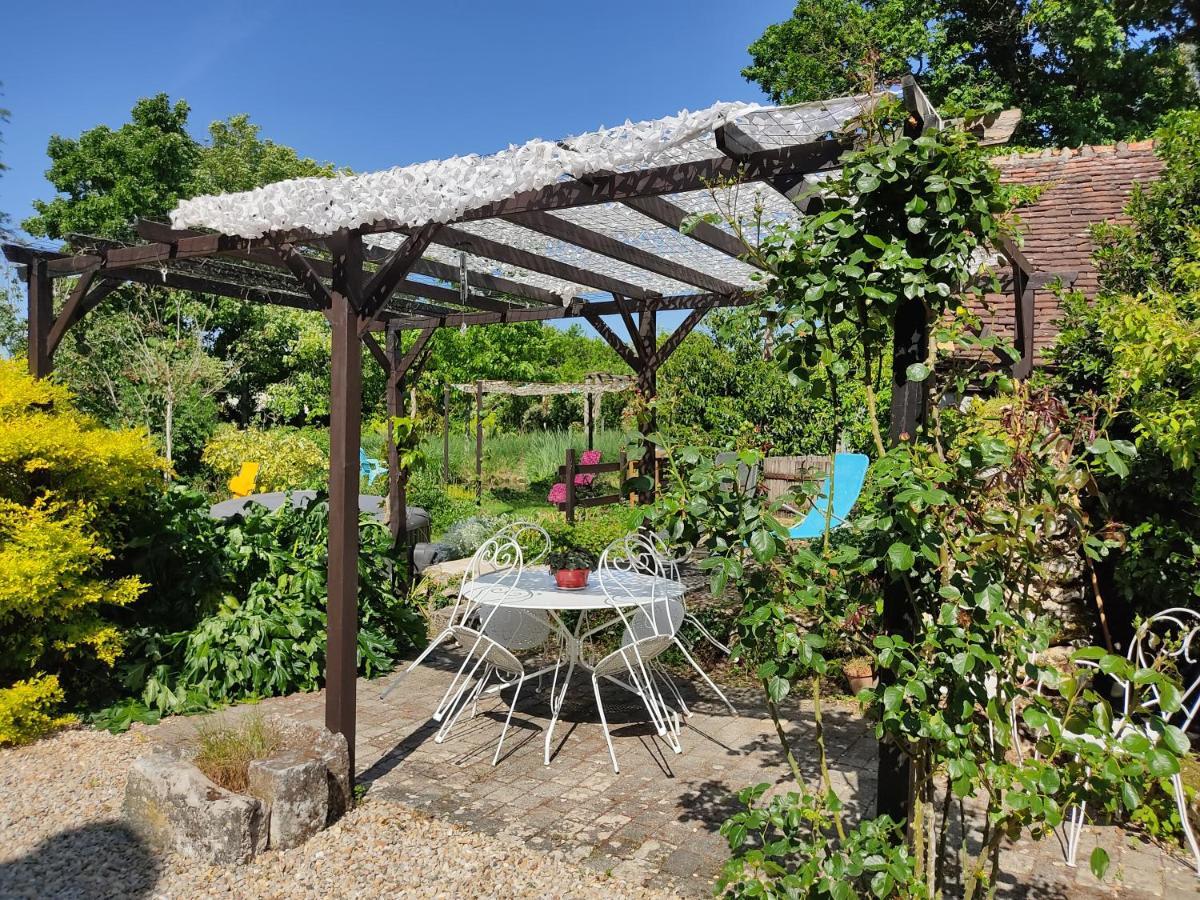 Vila Au Jardin De La Marquetterie Cigogne Exteriér fotografie